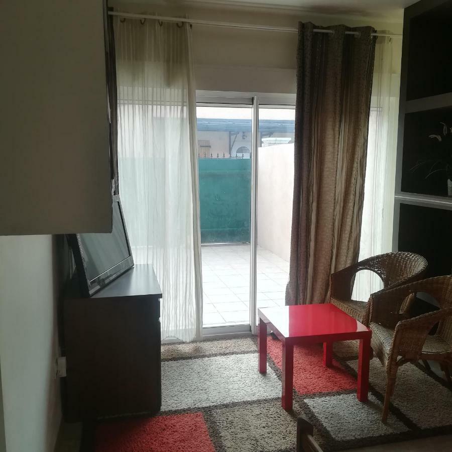 Studio Dependance Maison, 5 Mnt Gare & Tram Венисьё Экстерьер фото