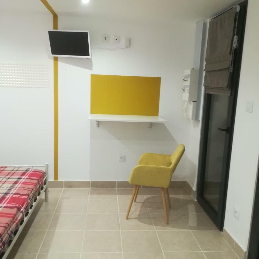Studio Dependance Maison, 5 Mnt Gare & Tram Венисьё Экстерьер фото